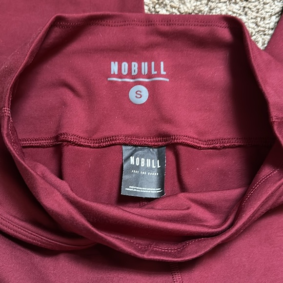 Nobull crop leggings high rise - Picture 2 of 3